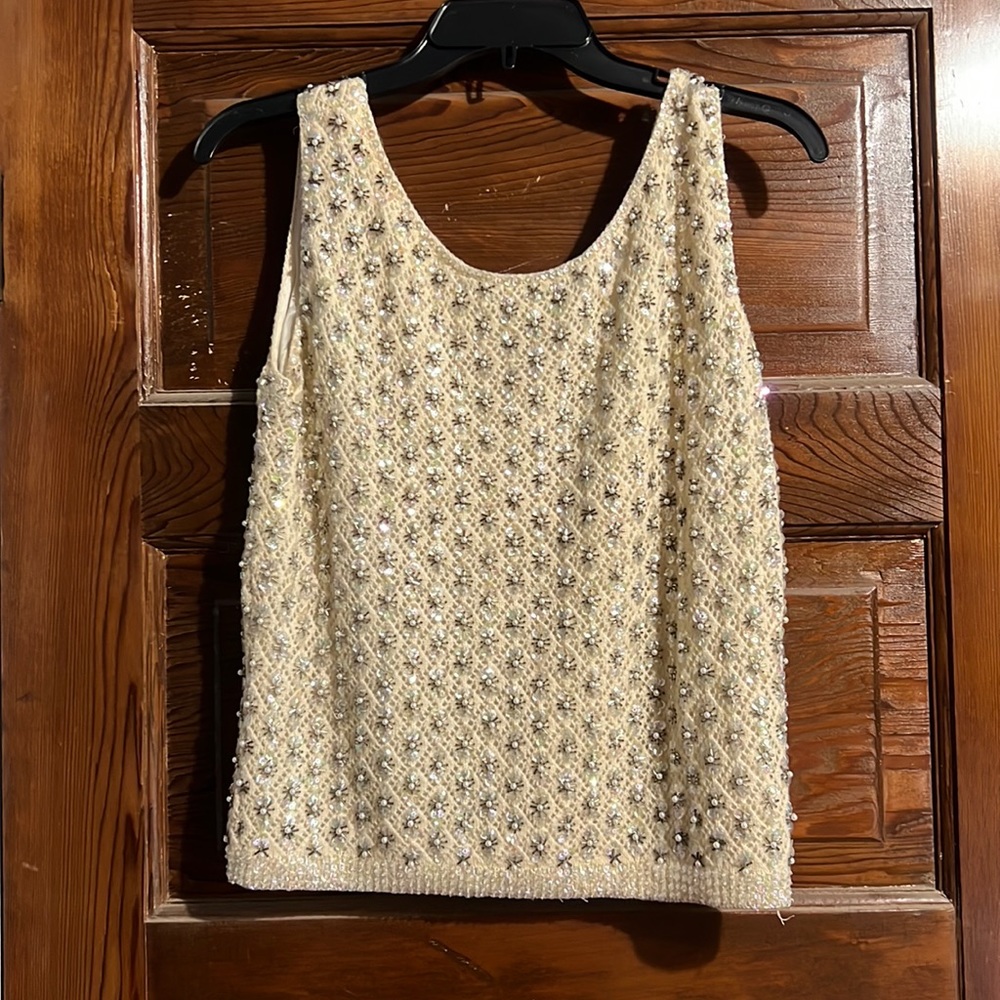 1950s Vintage cream colored Small wool top with sequins